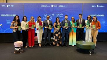 Servidora lotada no MPC-MG palestra sobre artigo científico do livro “Mulheres no controle”